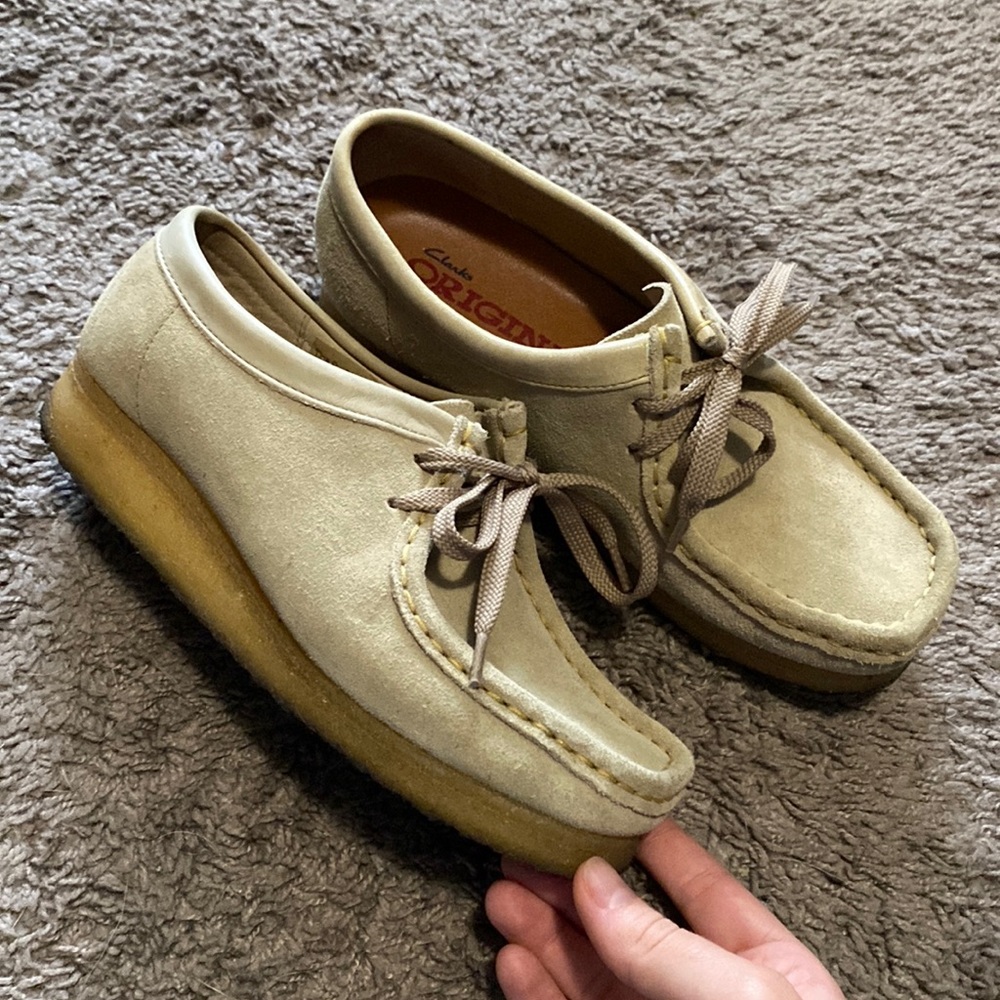 Clark wallabees